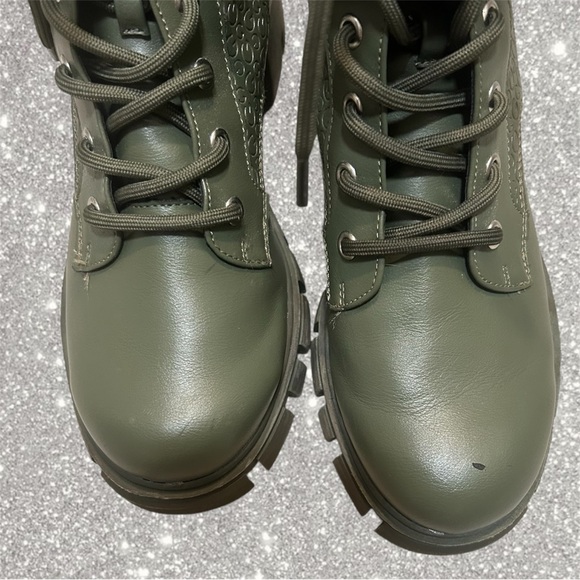 Guess Olive Green Combat Boots w/ Silver Buckle size 8.5 - Picture 3 of 10